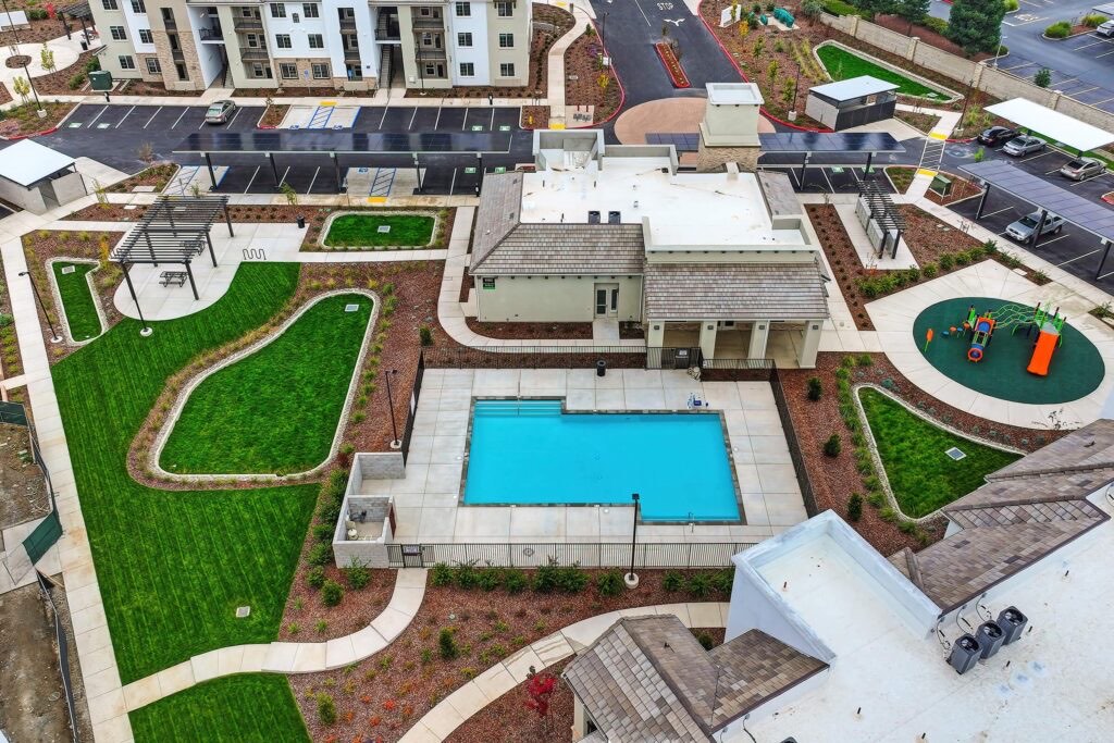 Commercial pool for apartment complex in Lincoln, CA